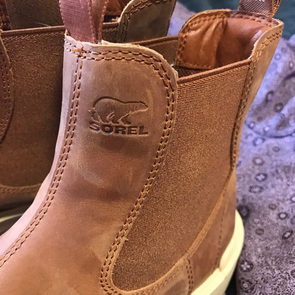 Sorel boots- Excellent condition - Picture 2 of 8